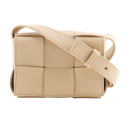 Bottega Veneta Pre-Owned woven leather bag in beige with an adjustable strap