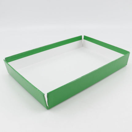 Pre-Owned Bottega Veneta Bag in a Stylish Green Box for Elegant Packaging