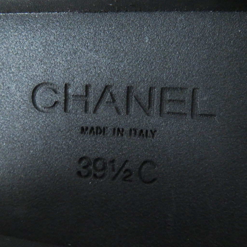 Used Chanel loafers women featuring premium leather with a classic design and elegant style