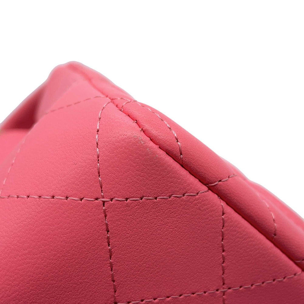 Close-up of MANSII CHANEL Pre-Loved Mini Matelasse 20 pink with quilted detailing and soft texture