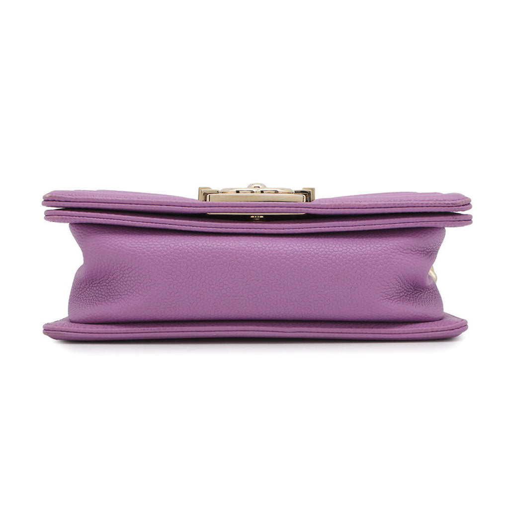 Chanel Pre owned purple leather clutch bag with a classic design and elegant closure