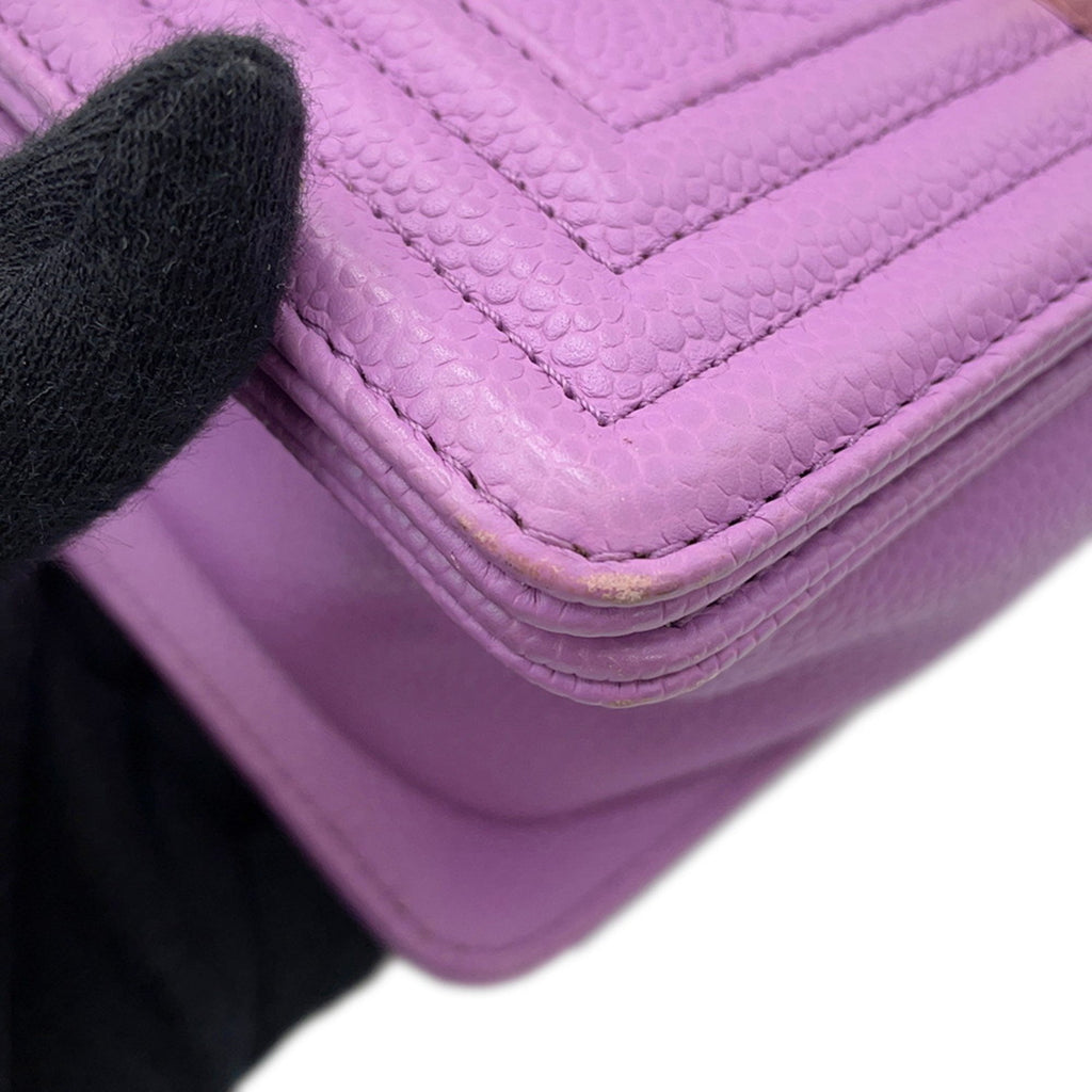 Chanel Pre Owned Purple Quilted Leather Bag with Subtle Wear on the Edges
