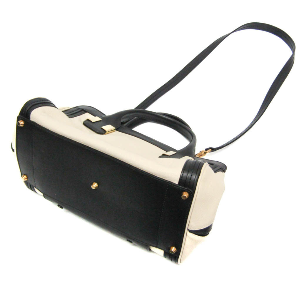CHLOÉ Pre-Loved Little Alice handbag in cream and black with a stylish design for everyday use