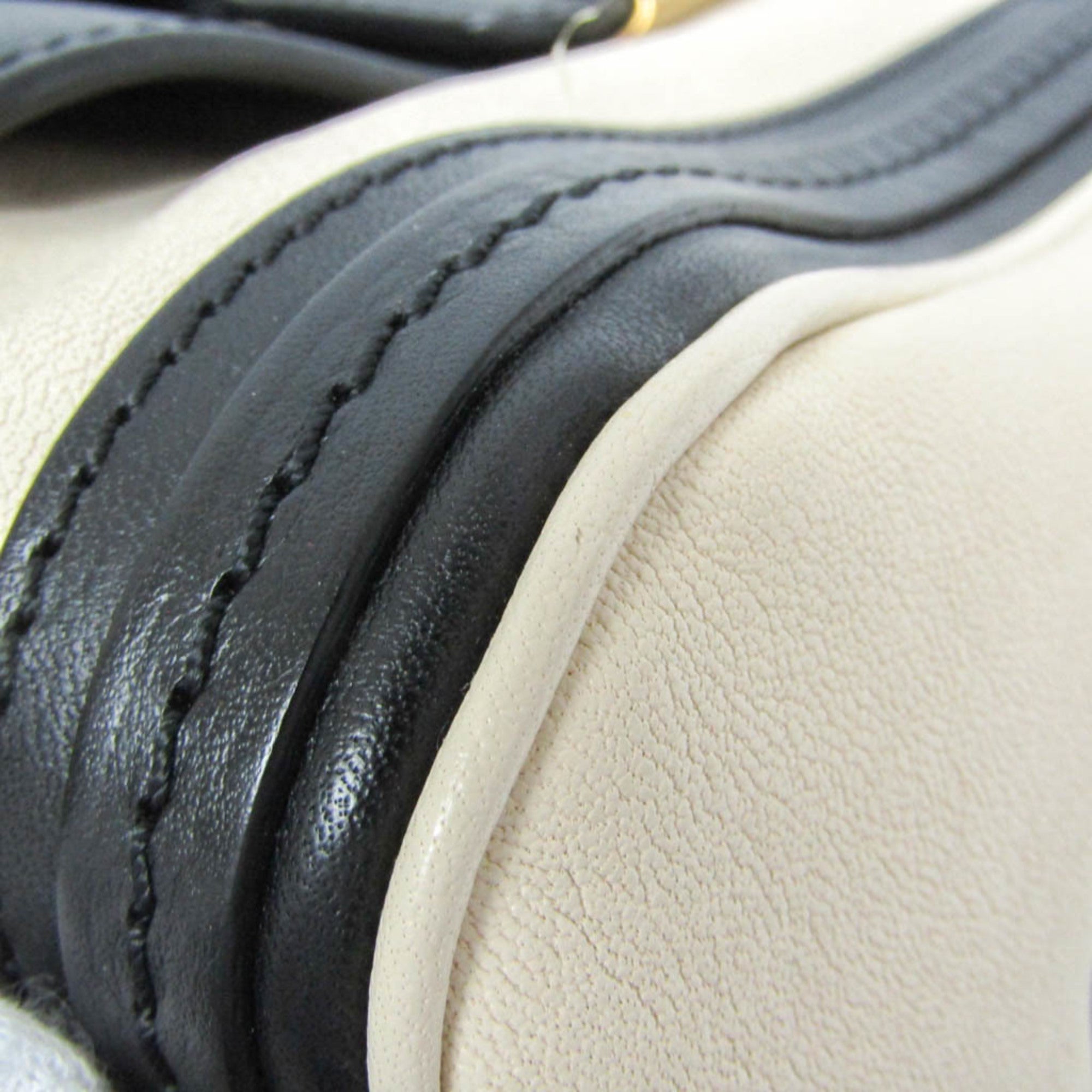 Close-up of the leather detailing on the CHLOÉ Pre-Loved Little Alice bag showcasing its elegant design