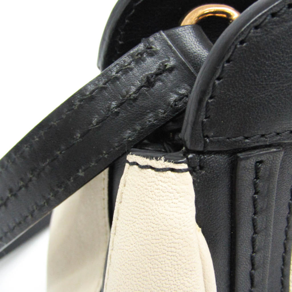CHLOÉ Pre-Loved Little Alice bag showcasing its elegant design and quality leather craftsmanship