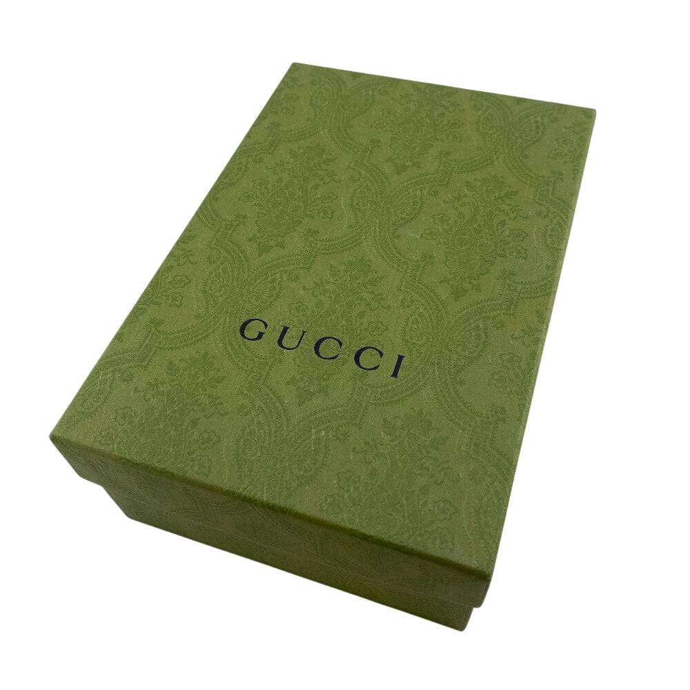 GUCCI pre-owned bag box in elegant green design, perfect for storage and luxury presentation
