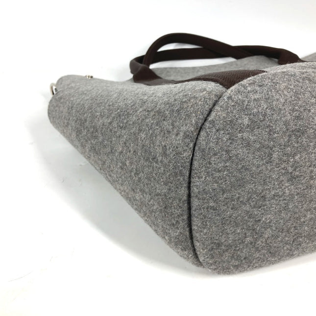 Pre-owned Hermes Gray Felt Bag with Leather Straps for Everyday Use