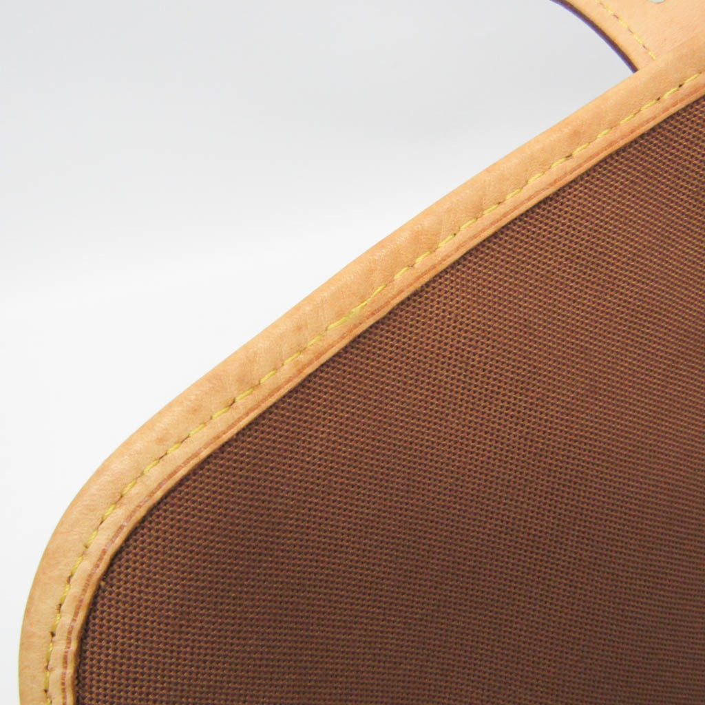 Close-up of the fabric details on a LOUIS VUITTON pre-loved Congo PM bag showcasing stitching quality