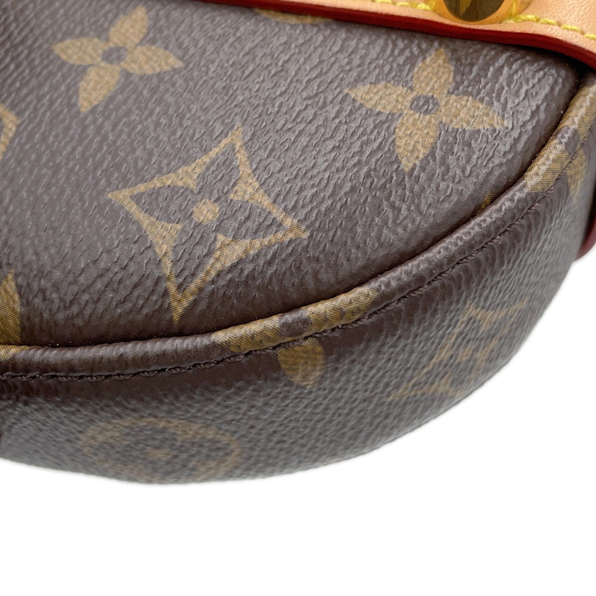 Close-up of the pre-owned Louis Vuitton Chantilly bag showcasing its iconic monogram pattern and leather trim