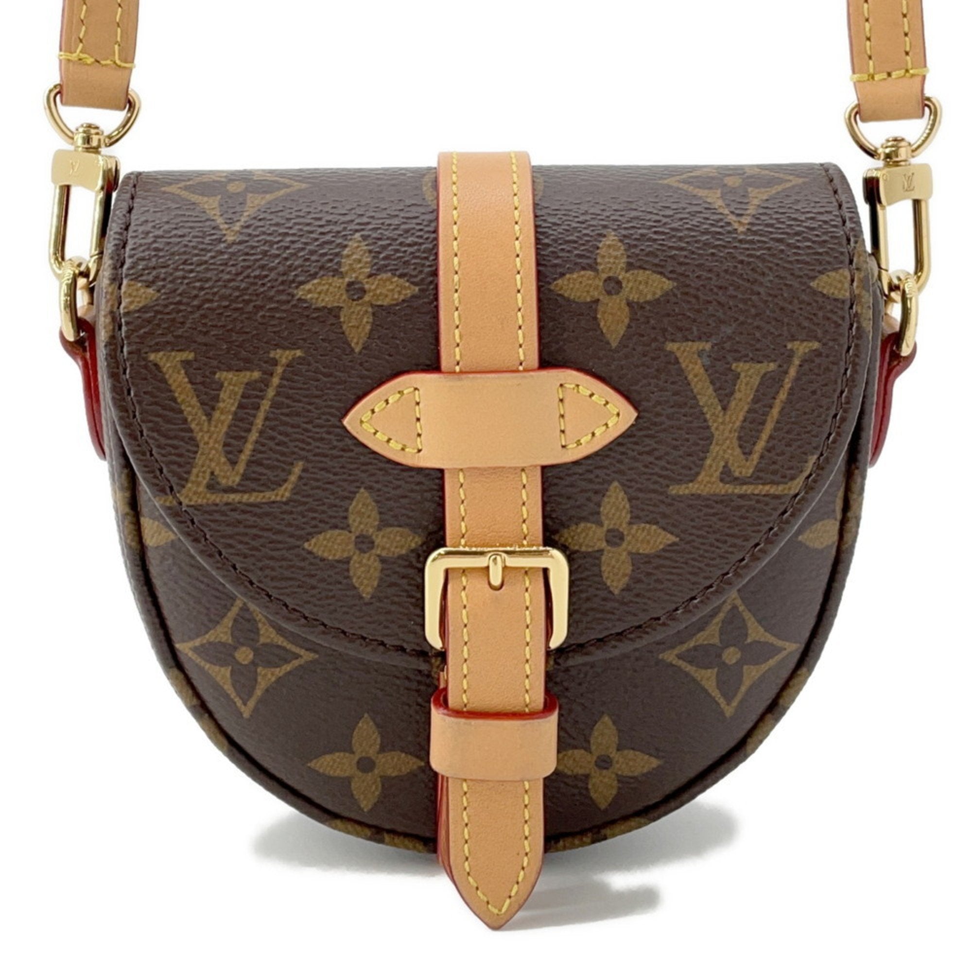 Pre-owned Louis Vuitton Chantilly bag with signature monogram and adjustable strap for stylish carrying