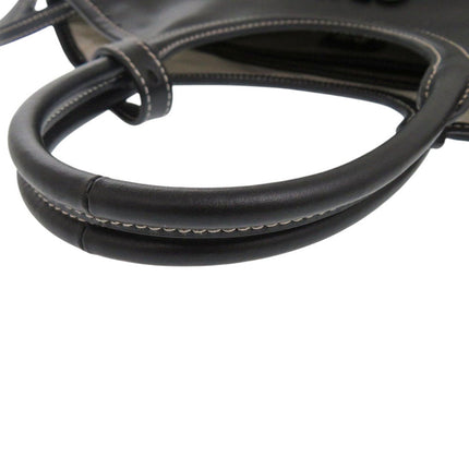 MIU MIU pre-owned handbag with sleek design and sturdy handles for everyday use