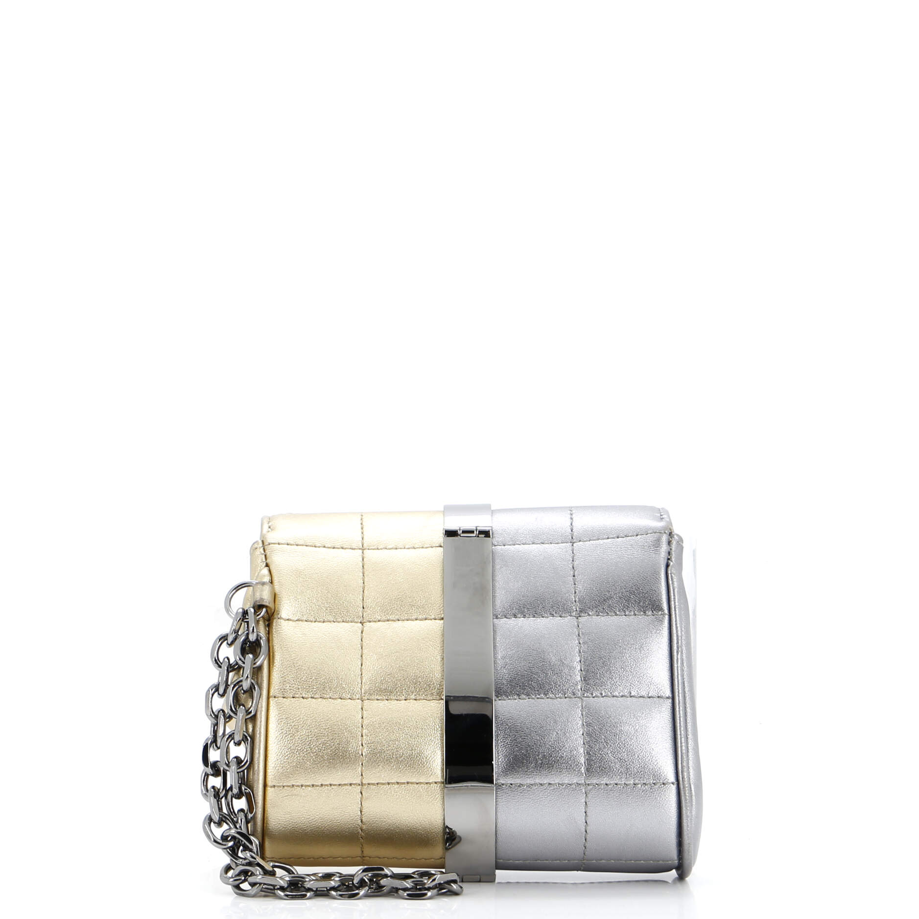 Stylish pre-owned CHANEL wristlet bag with quilted design and silver chain strap